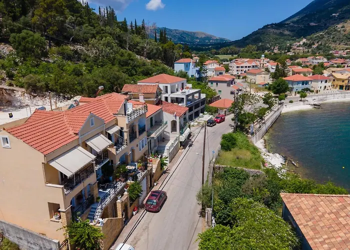 Kanna Ekaya * Agia Efimia